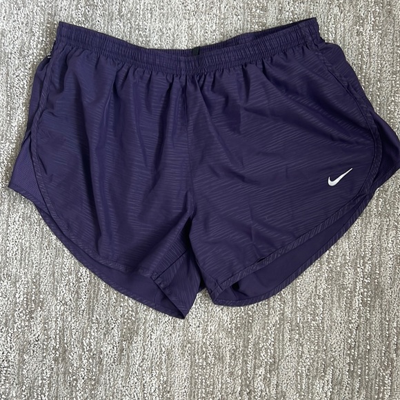 Nike Dri Fit Running Shorts - Picture 1 of 3